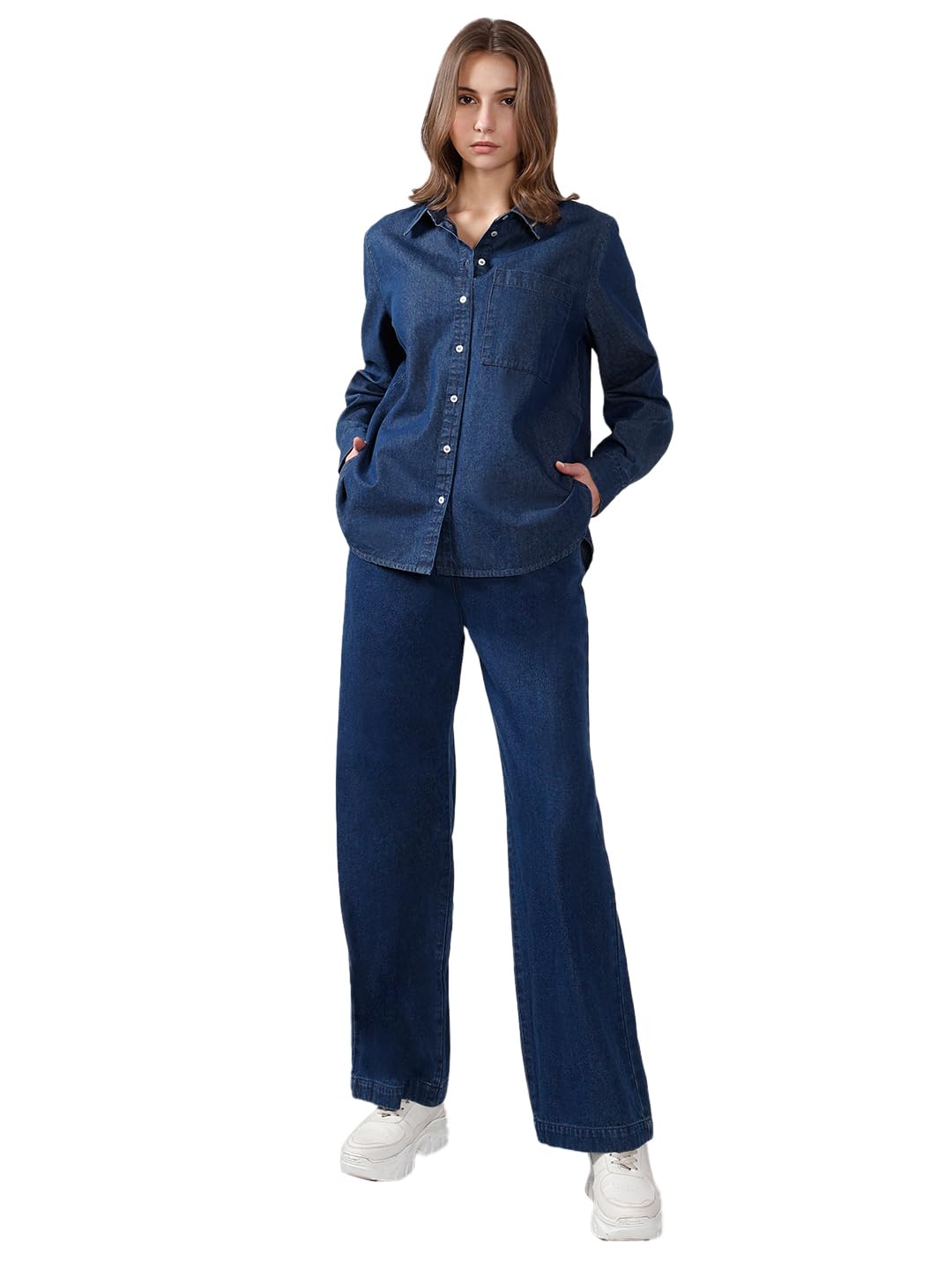 VERO Moda Women's Solid Regular Fit Shirt - Image 5