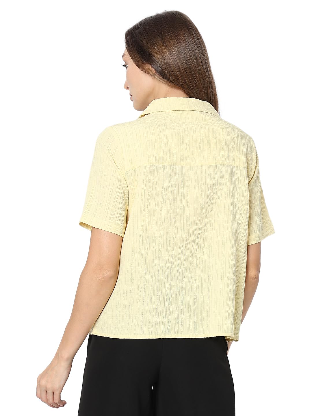 Textured Cuban Collar Short Sleeves Casual Shirt - Image 4