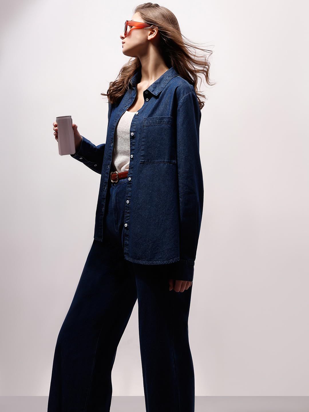VERO Moda Women's Solid Regular Fit Shirt - Image 2
